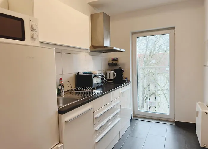 3 Raumwohnung Zentrum Ost A14 Apartament